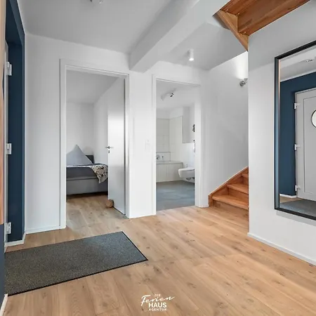 Apartment Pier 18 *