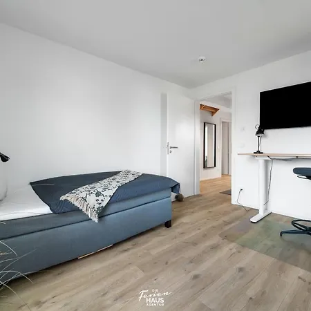 Pier 18 * Olpenitz