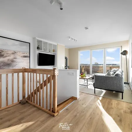 Pier 18 * Olpenitz